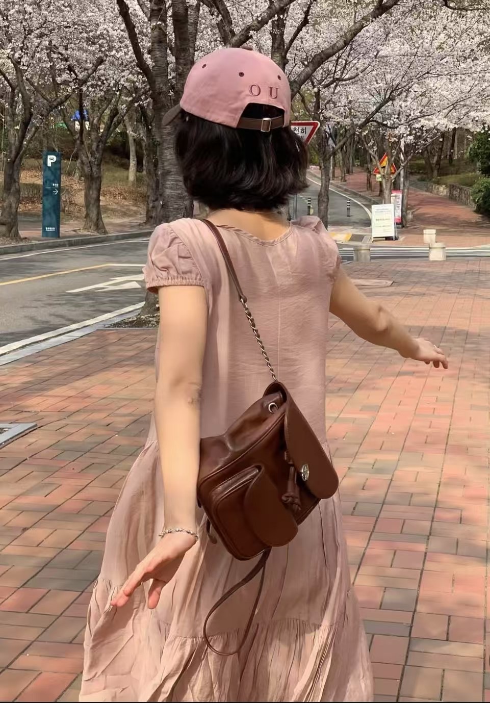 THEHANDS東大門直郵女士新款推薦25春夏時尚連衣裙泡泡袖紐扣THEHANDS連衣裙