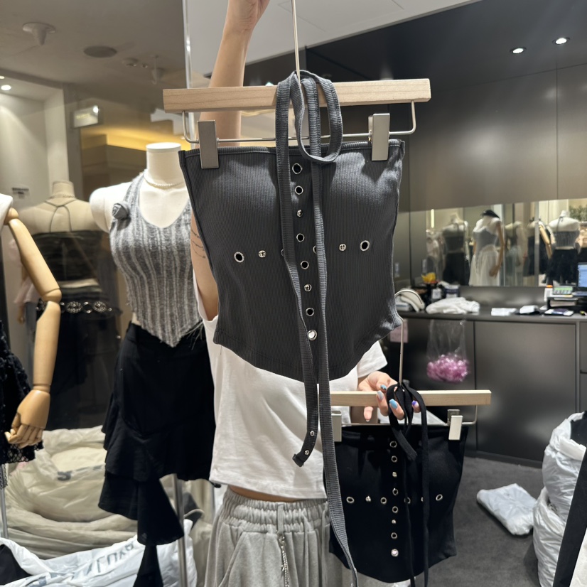 OUR MINUTE東大門代購女士新品休閑人氣職業時尚熱賣吊帶背心OUR MINUTE吊帶/背心圖色2