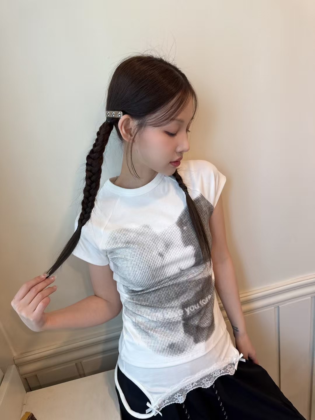THEHANDS韓國直郵㊣女裝新品休閑熱賣25春夏時尚人氣推薦T恤THEHANDST恤圖色2
