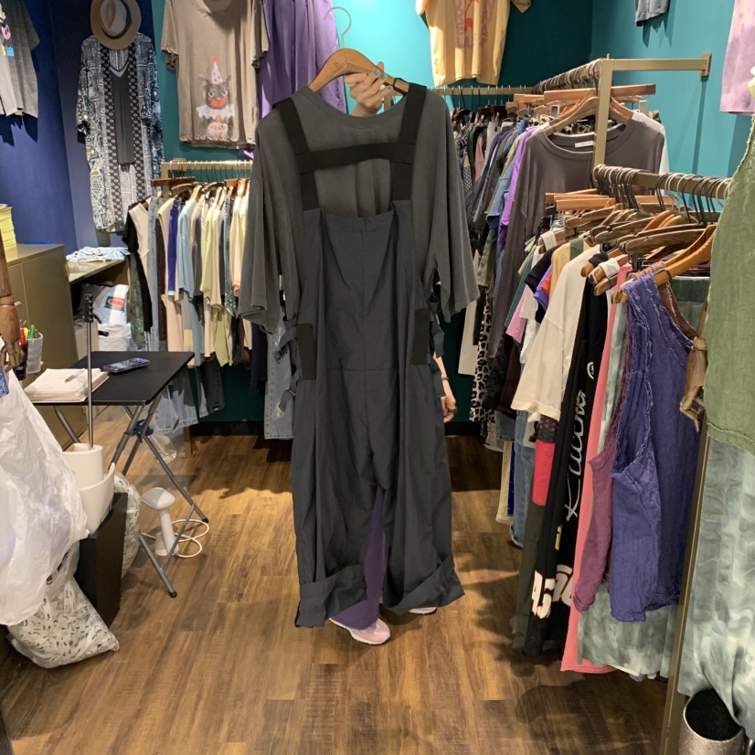 MERCI LINDA直郵韓國代購㊣女裝新品熱賣時尚背帶褲不含內搭MERCI LINDA背帶褲