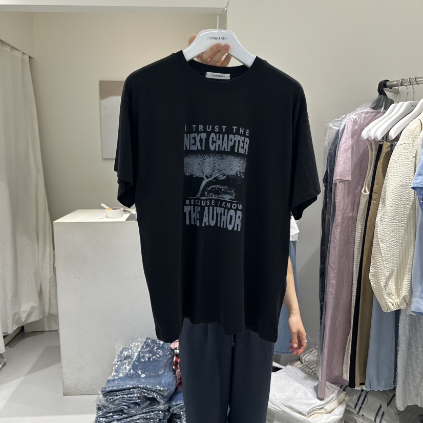 LORING RE I韓國直郵㊣東大門實拍女裝新品時尚人氣熱賣T恤LORING RE-I/BARET恤圖色4