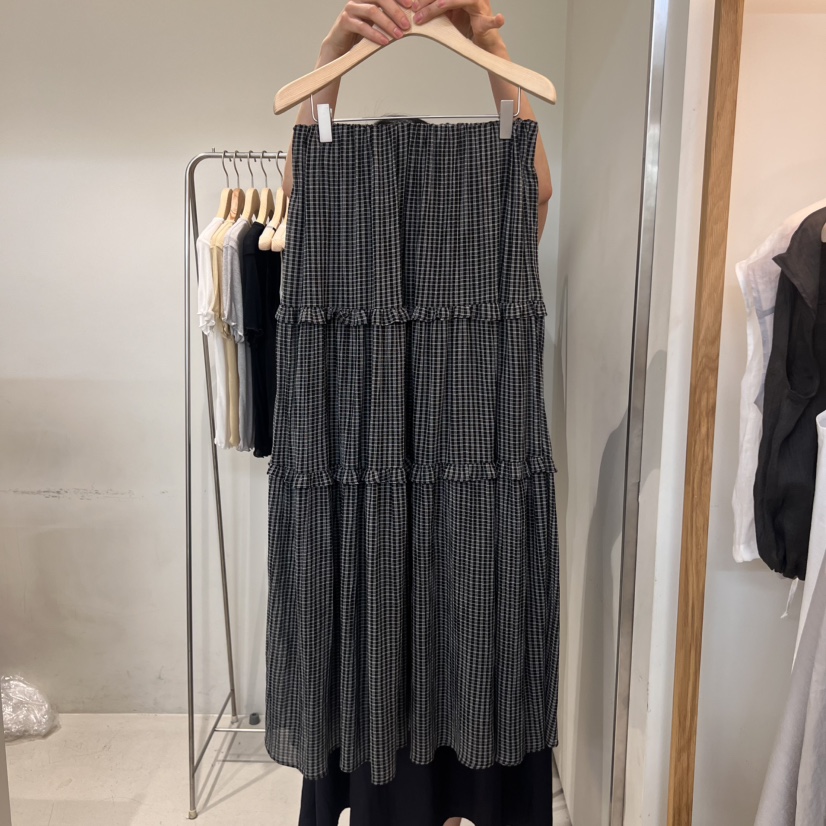OUTRENE韓國㊣直郵東大門代購女裝新款25春夏人氣半身裙中短裙OUTRENE半身裙/中短裙圖色2