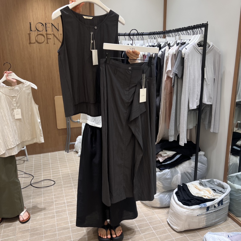 LOFN韓國直郵㊣東大門實拍女裝新品時尚25春夏人氣吊帶背心LOFN吊帶/背心