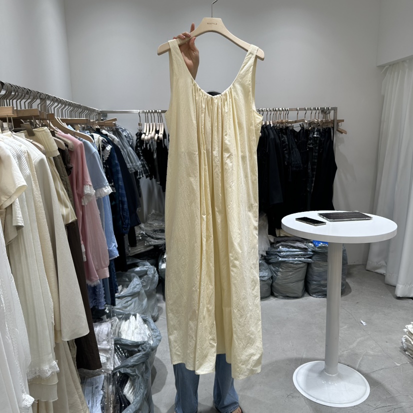 RE STYLE-Q直郵韓國代購㊣女裝新款熱賣時尚25春夏連衣裙RE STYLE連衣裙圖色2