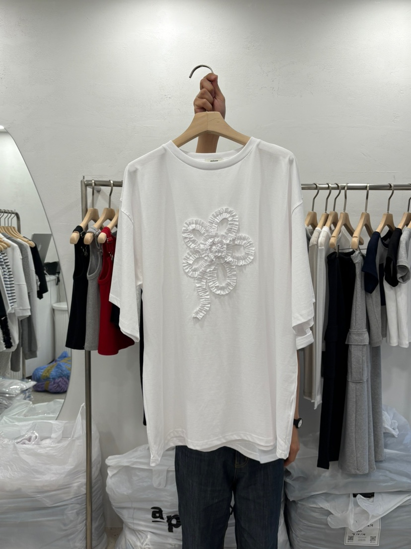 DELICATE直郵韓國代購㊣女裝新款25春夏推薦熱賣時尚T恤刺繡DELICATET恤