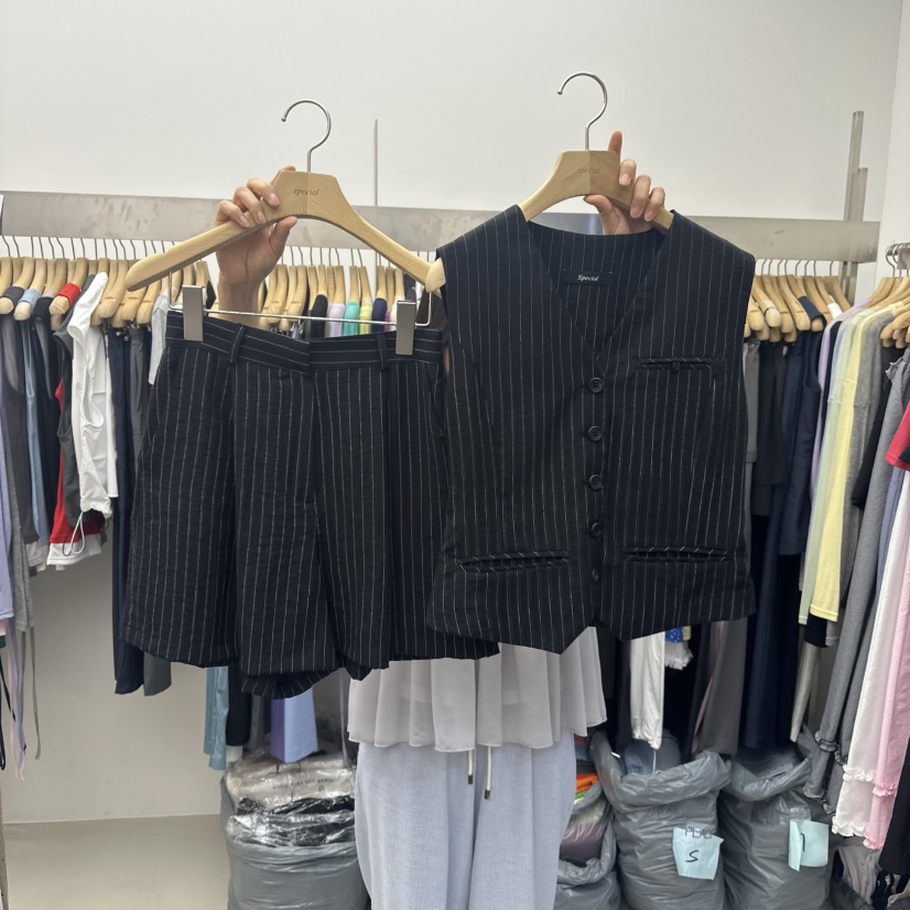 SPECIAL韓國㊣直郵東大門代購女裝新品休閑熱賣時尚人氣套裝SPECIAL套裝圖色2