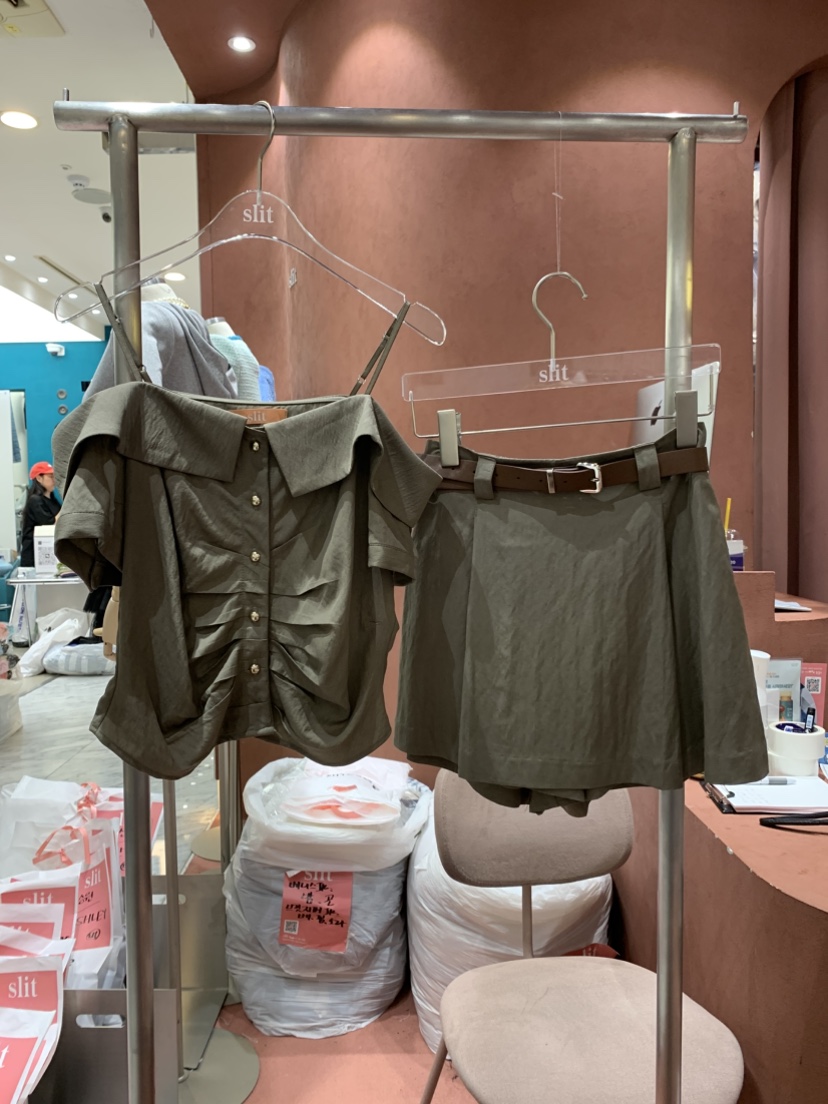 SLIT直郵韓國代購㊣女裝新品人氣休閑25春夏熱賣襯衫蕾絲衫SLIT襯衫/蕾絲衫