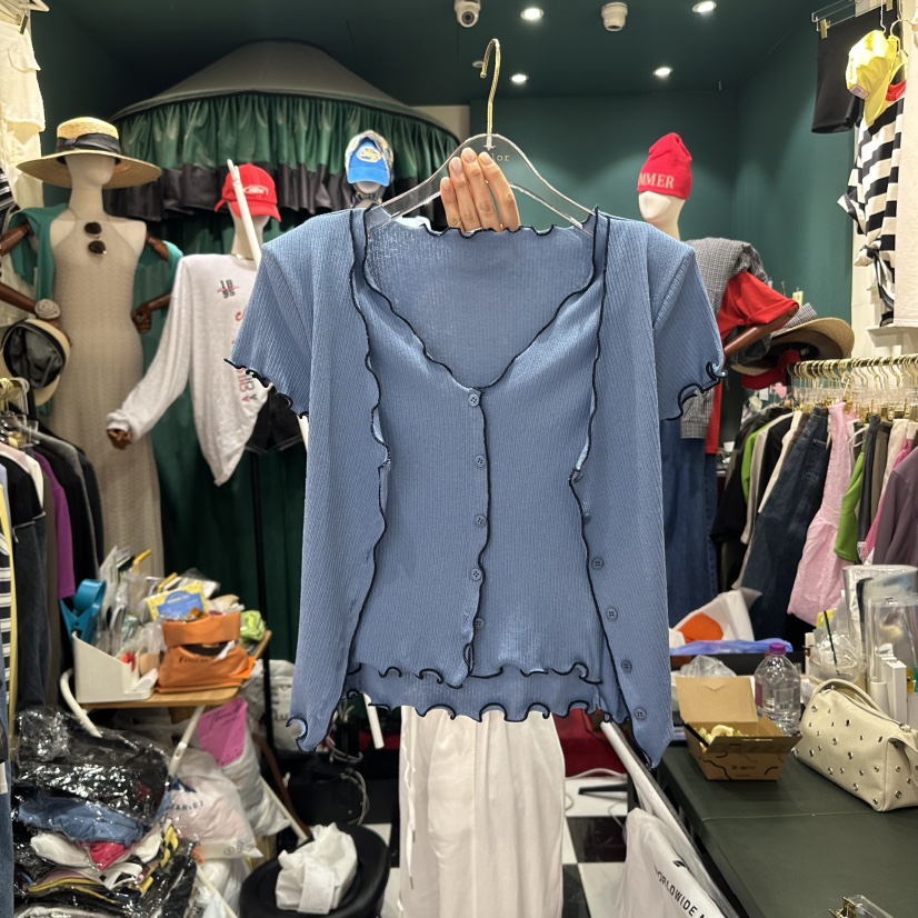 3COLOR(此品牌名稱會遭售假投訴,建議淘寶店鋪商品名稱中不要使用)韓國直郵㊣女裝新款人氣針織衫Three color針織衫圖色4
