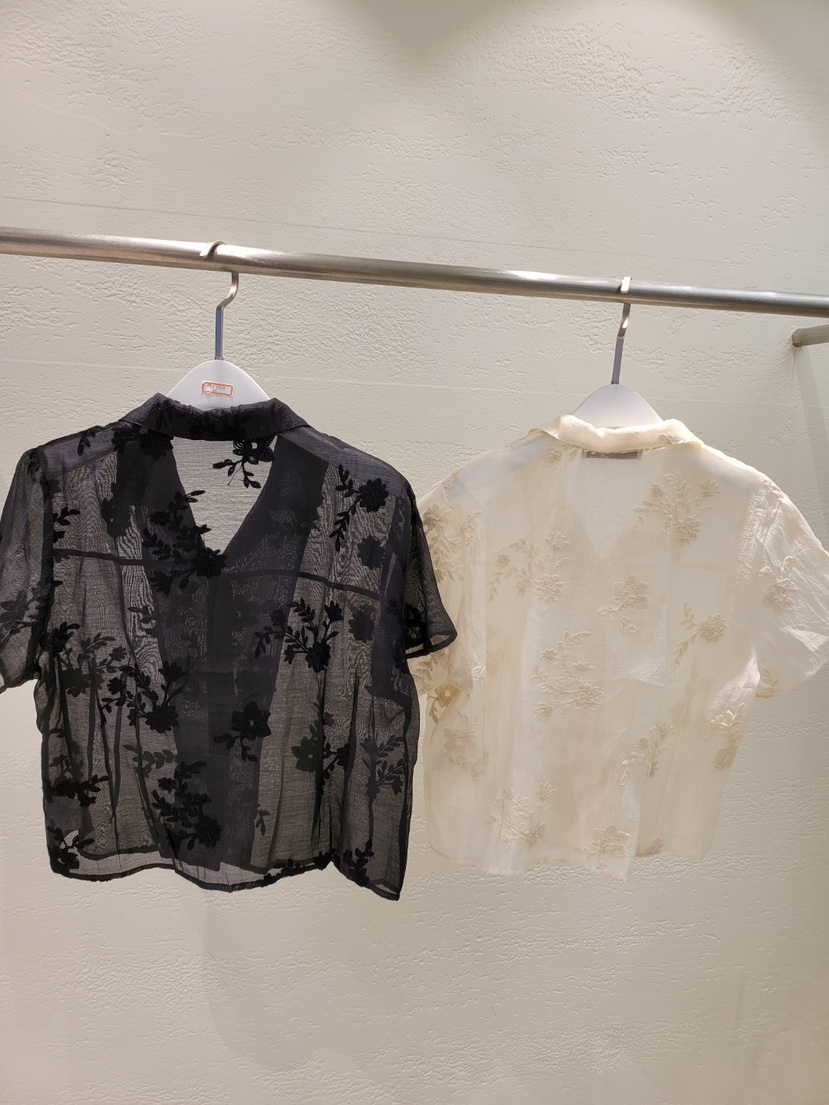 THE OTHER東大門直郵女裝新款時尚真品襯衫蕾絲衫刺繡透明THE OTHER襯衫/蕾絲衫