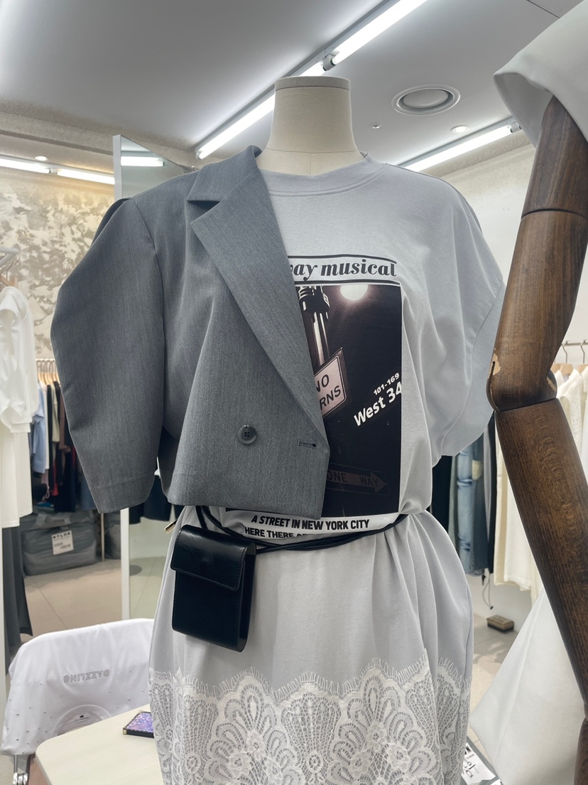 NYLON東大門直郵女士新品推薦熱賣人氣真品時尚職業休閑夾克NYLON夾克