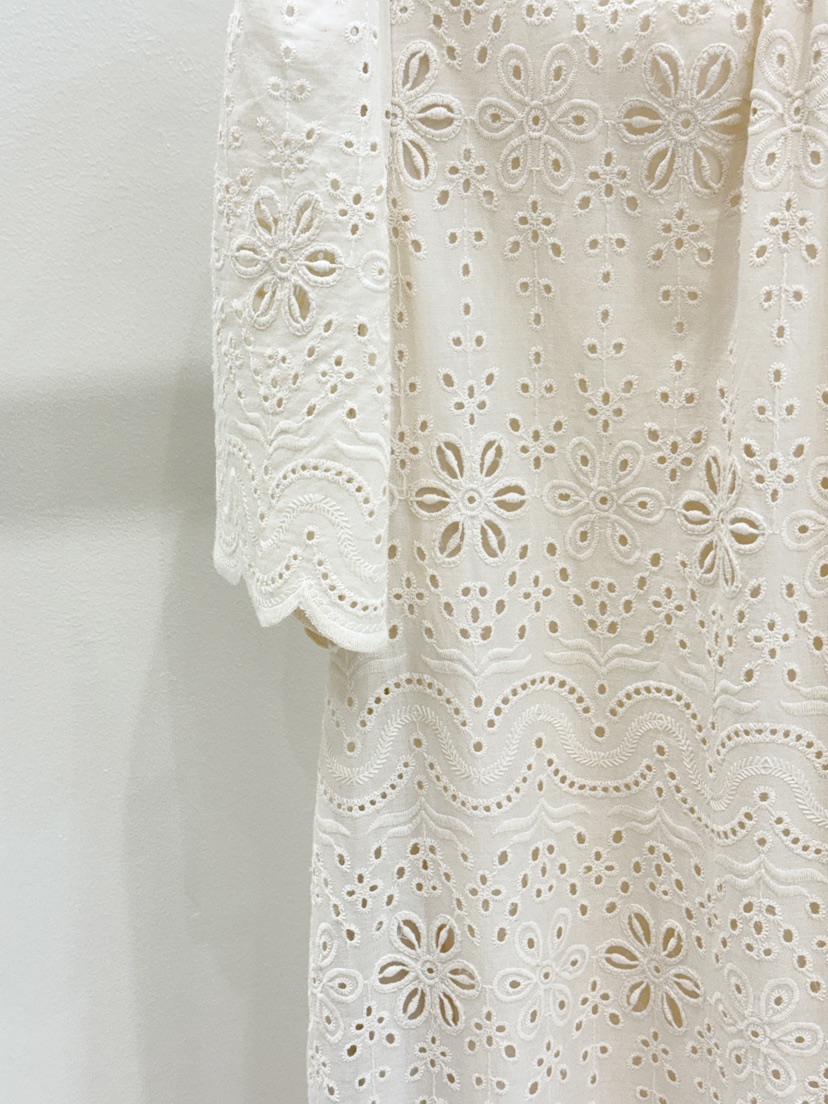AUTUMN BEIGE PLUS東大門直郵女裝新款時尚25春夏真品連衣裙A.b/AUTUMN BEIGE連衣裙