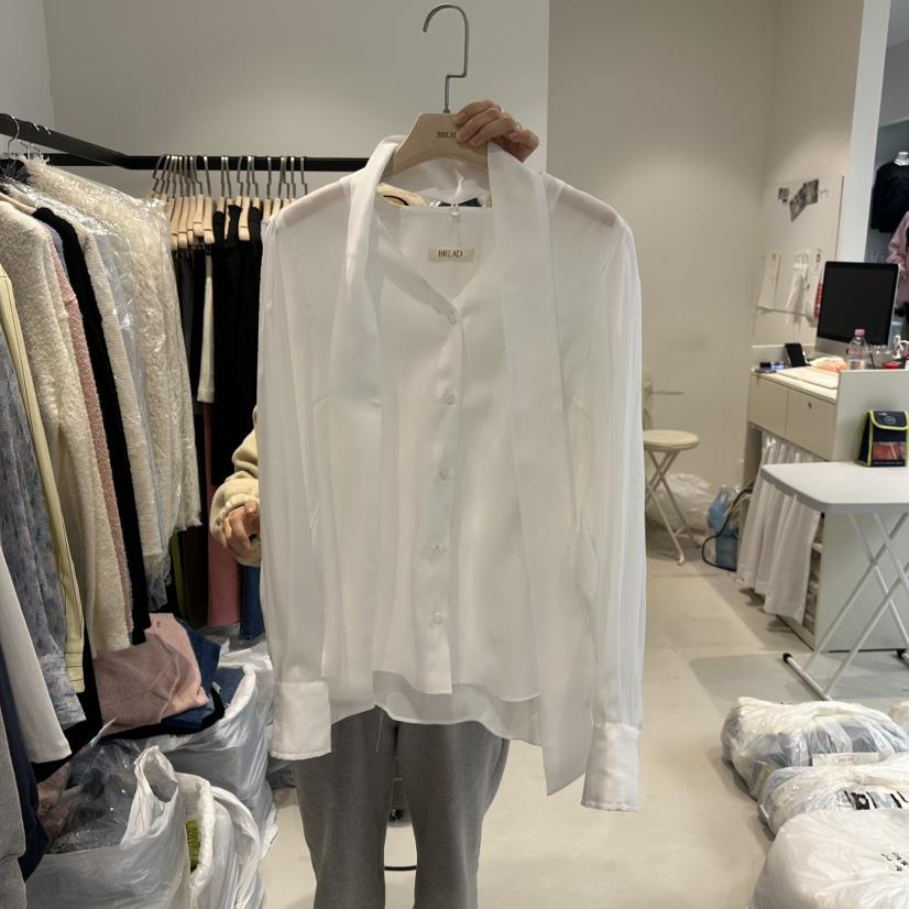 BREAD韓國直郵東大門實拍女裝新品25春夏人氣襯衫蕾絲衫含圍巾BREAD襯衫/蕾絲衫