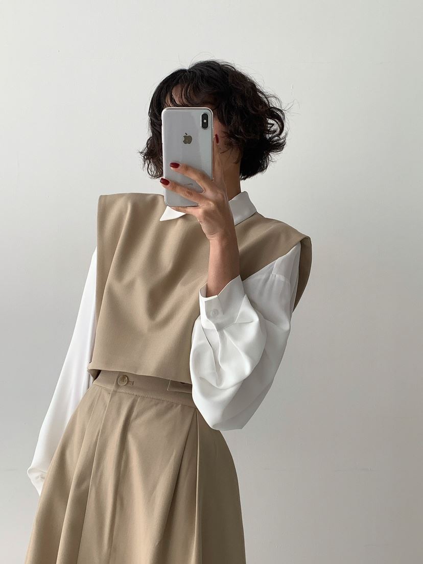 ANGLOG BEIGE韓國直郵女裝新款推薦人氣25春夏熱賣時尚馬甲ANGLOG BEIGE馬甲