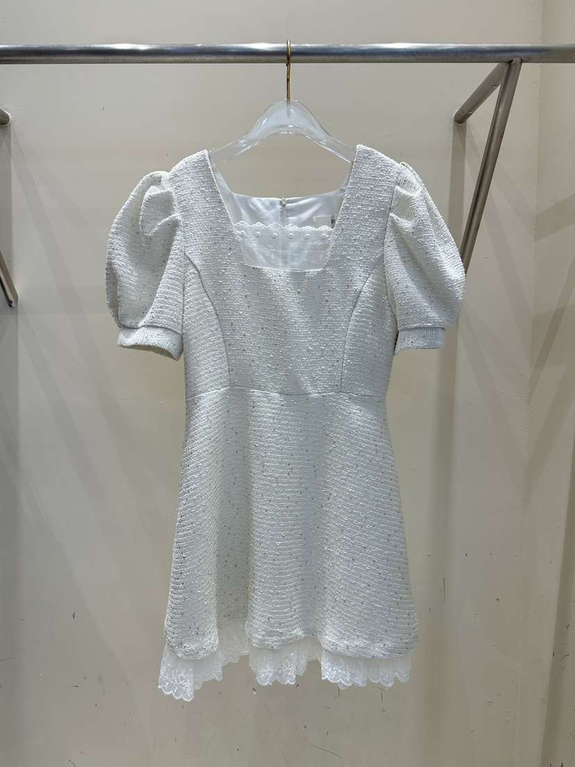 81 MARKET-L韓國直郵東大門代購女裝新品人氣時尚推薦連衣裙81 MARKET-L連衣裙