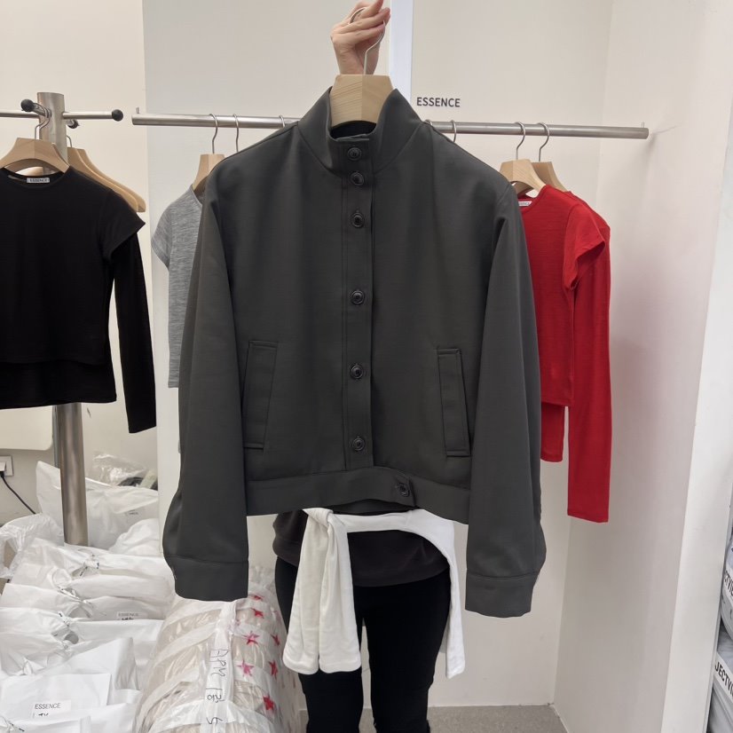 ESSENCE直郵韓國代購女裝新款時尚真品職業熱賣25春夏休閑夾克ESSENCE夾克