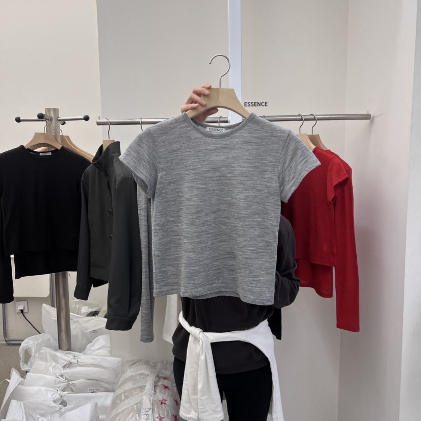 ESSENCE韓國直郵東大門實拍女裝新品休閑25春夏推薦T恤羊毛ESSENCET恤