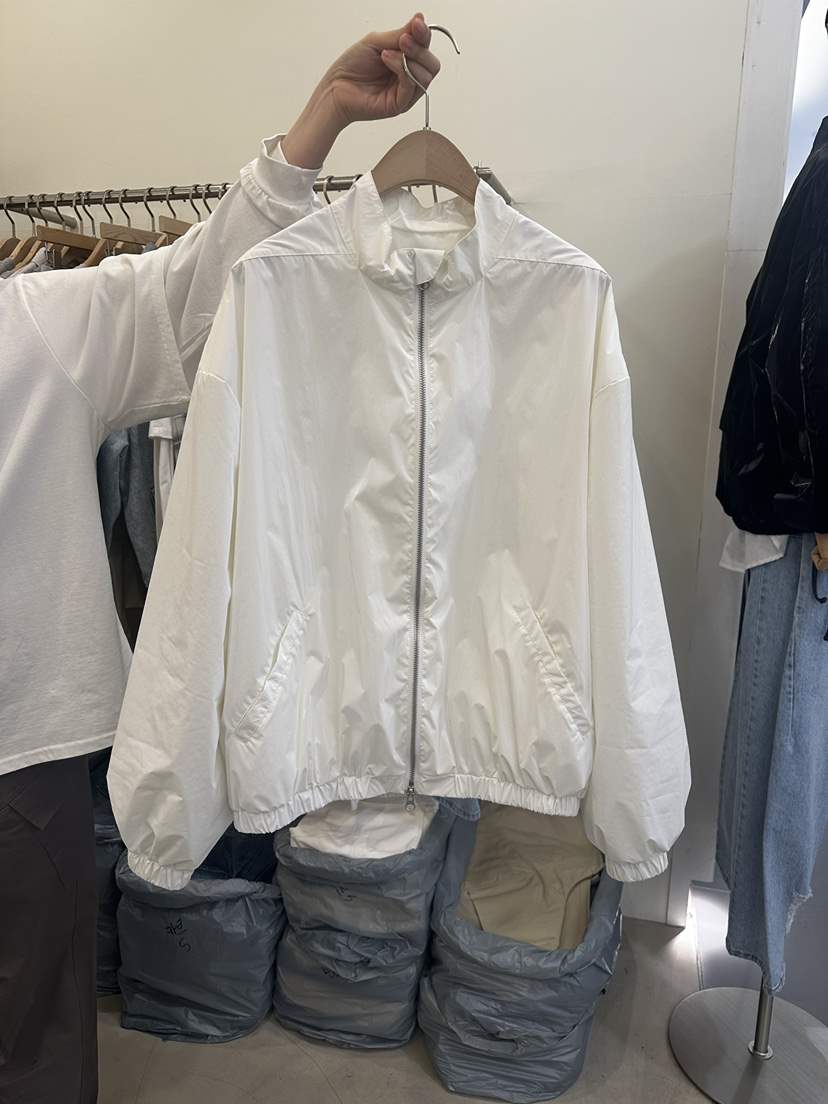 MONDAYMORING韓國直郵東大門實拍女裝新品熱賣推薦人氣夾克MONDAYMORING夾克