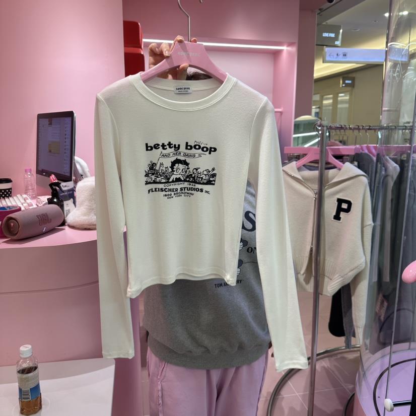 LOVE PINK韓國直郵女裝新品熱賣真品人氣職業推薦25春夏長袖T恤LOVE PINK長袖T恤