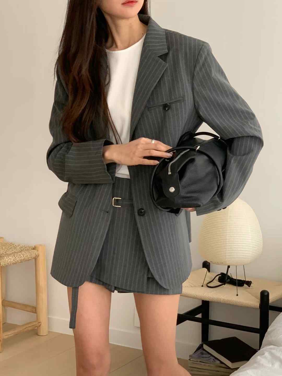 WEEKPLAN東大門實拍女裝新品人氣職業推薦真品25春夏熱賣套裝WEEKPLAN套裝