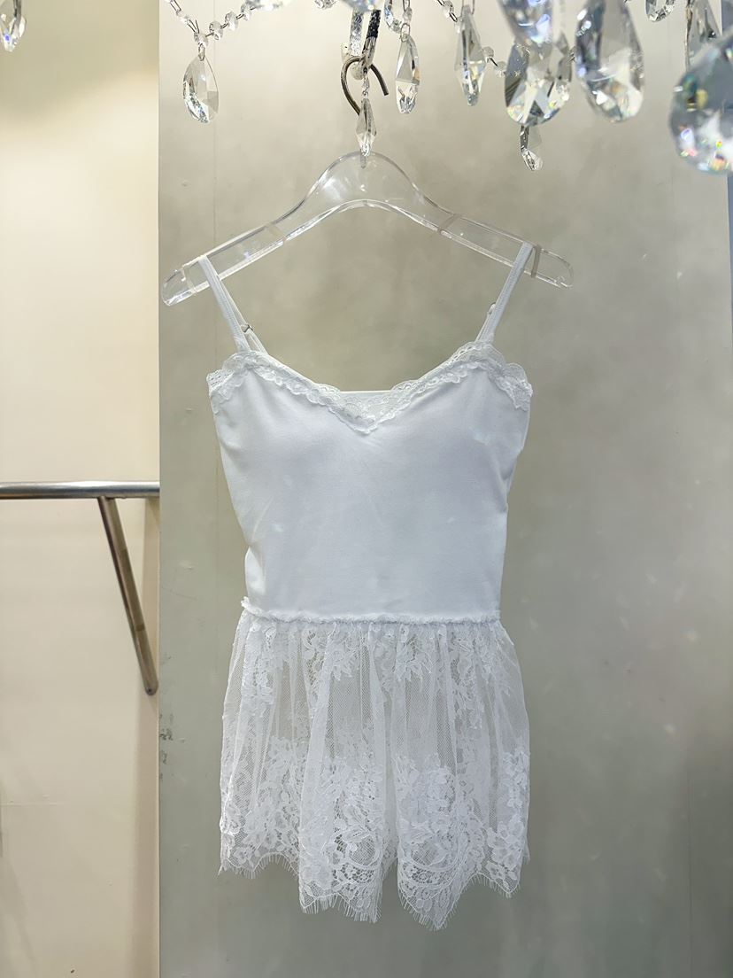 81 MARKET-L韓國代購女裝新款熱賣真品職業25春夏吊帶背心81 MARKET-L吊帶/背心
