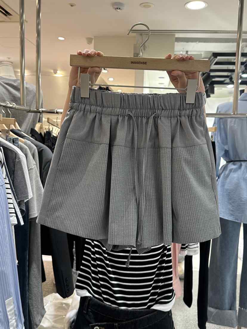 INSSENSE-A韓國直郵㊣女裝新款熱賣職業時尚人氣25春夏短褲INSSENSE-A短褲