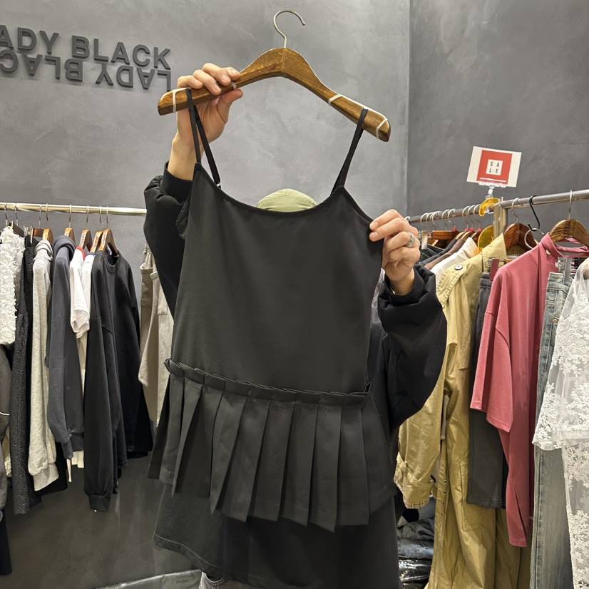 LADYBLACK韓國代購女裝新款職業時尚休閑推薦25春夏連衣裙褶皺LADYBLACK連衣裙