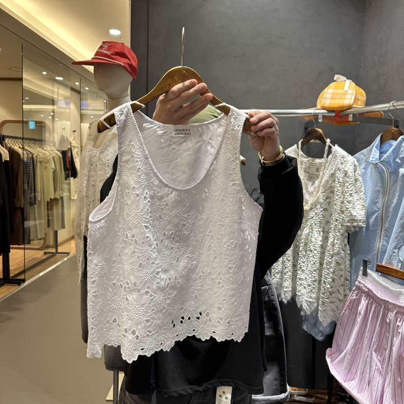 LADYBLACK韓國㊣直郵東大門代購女裝新款休閑時尚吊帶背心刺繡LADYBLACK吊帶/背心