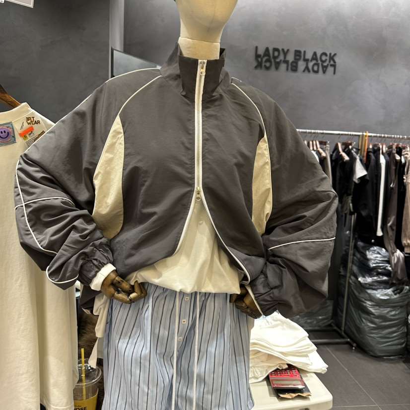 LADYBLACK韓國直郵㊣東大門實拍女裝新品推薦人氣時尚熱賣夾克LADYBLACK夾克
