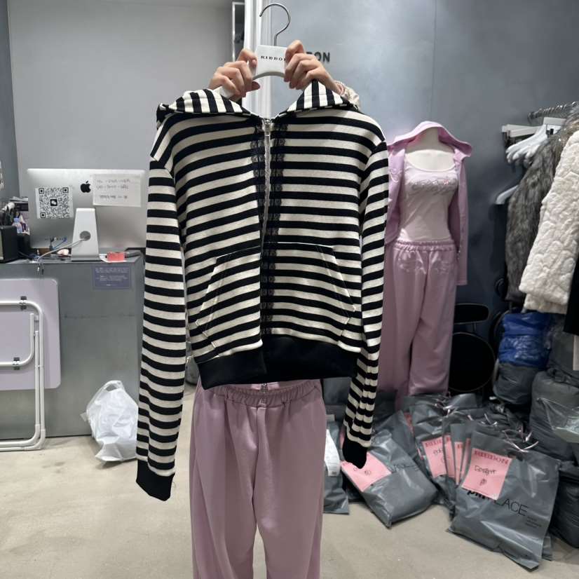RIBBON韓國直郵女士新品時尚休閑職業25春夏真品衛衣拉鏈連帽RIBBON衛衣