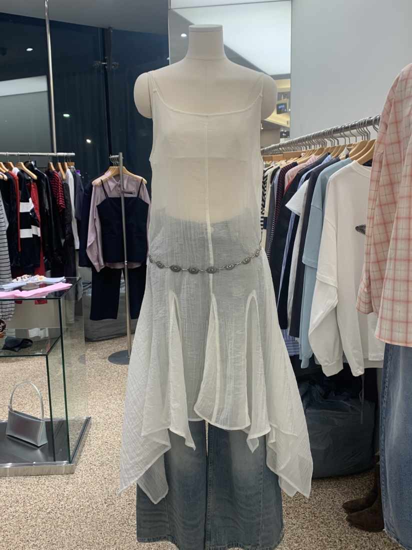 VAARA韓國㊣直郵東大門代購女裝新品25春夏熱賣人氣時尚連衣裙VAARA連衣裙