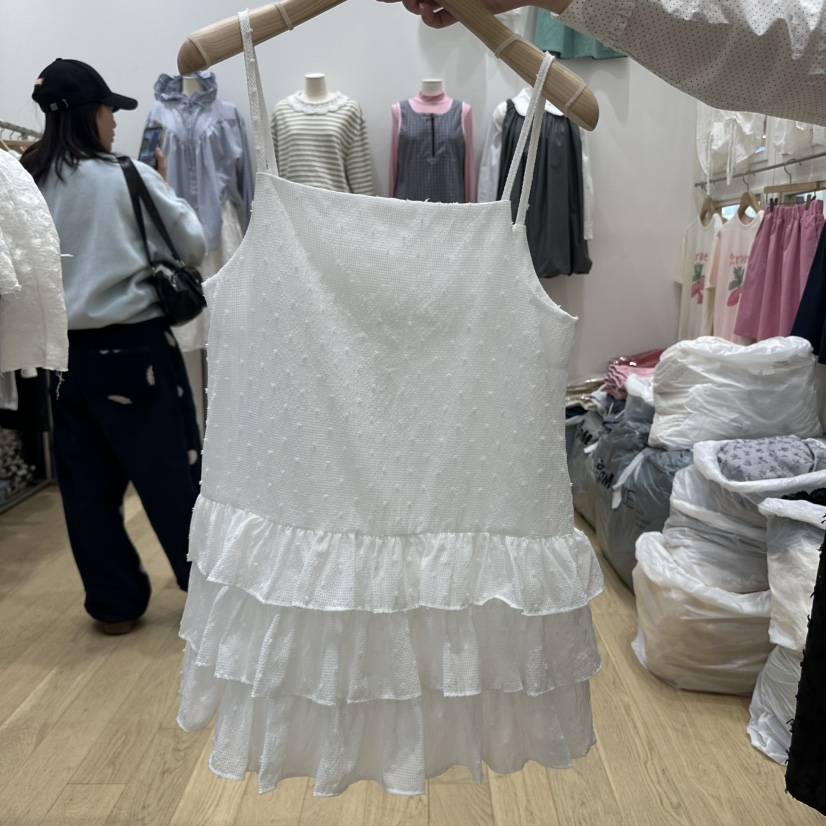 FURE韓國直郵㊣東大門實拍女裝新品休閑熱賣25春夏連衣裙荷葉邊FURE連衣裙
