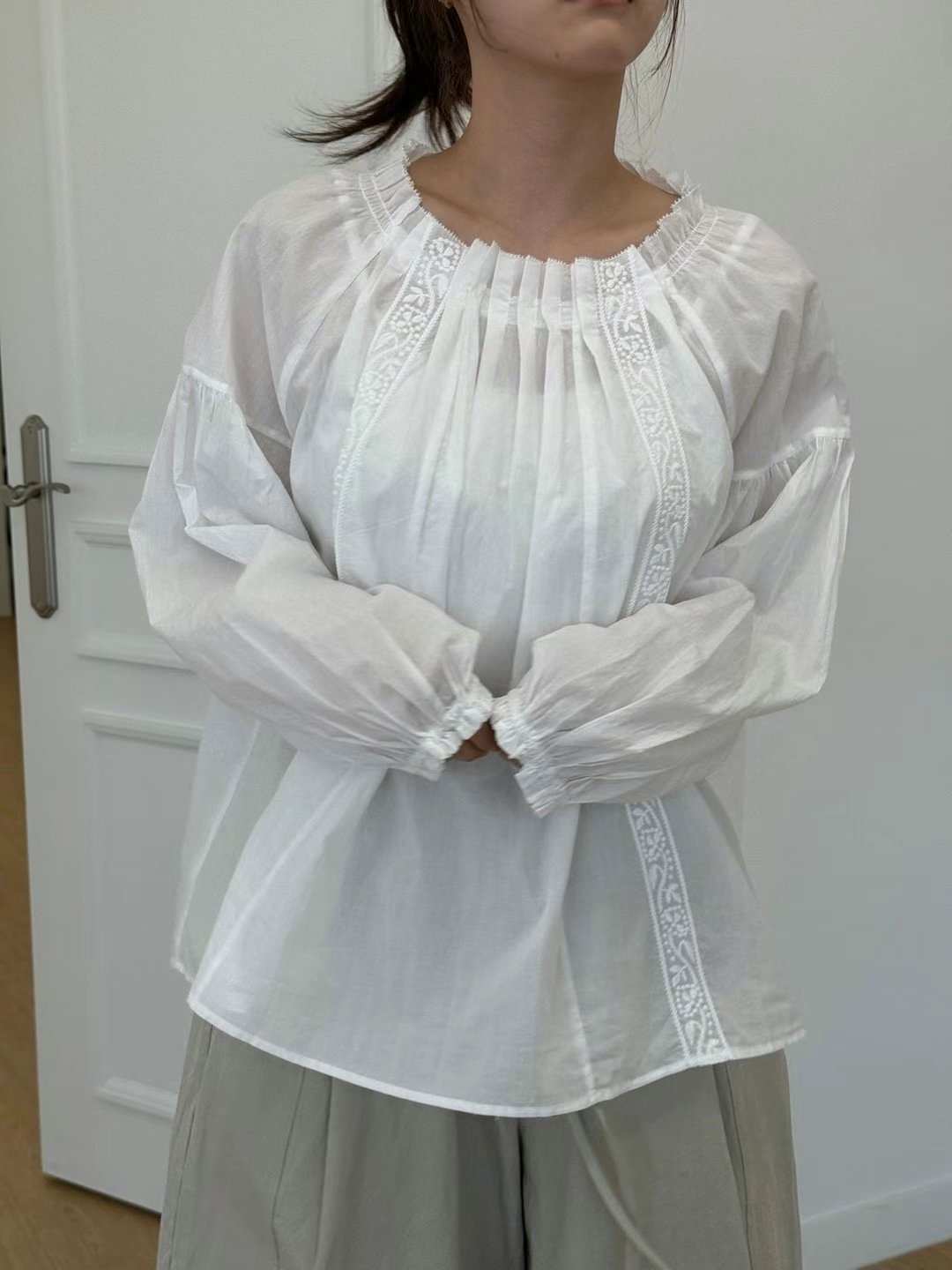BROTE韓國直郵㊣女裝新款人氣時尚休閑熱賣推薦職業襯衫蕾絲衫BROTE襯衫/蕾絲衫