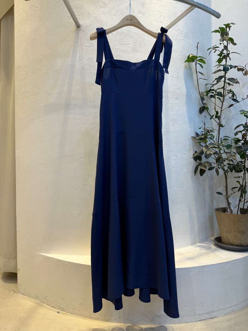 RIAH韓國㊣直郵東大門代購女裝新品熱賣連衣裙蝴蝶結打折長款RIAH連衣裙