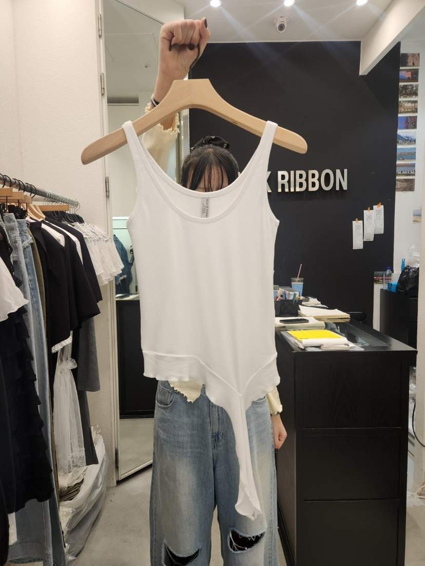 BLACK RIBBON-A韓國直郵㊣東大門實拍女裝新品熱賣吊帶背心BLACK RIBBON-A吊帶/背心