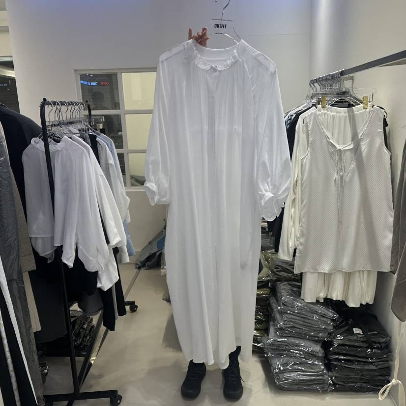 OUTFIT東大門直郵女士新品真品25春夏職業熱賣休閑時尚連衣裙OUTFIT連衣裙