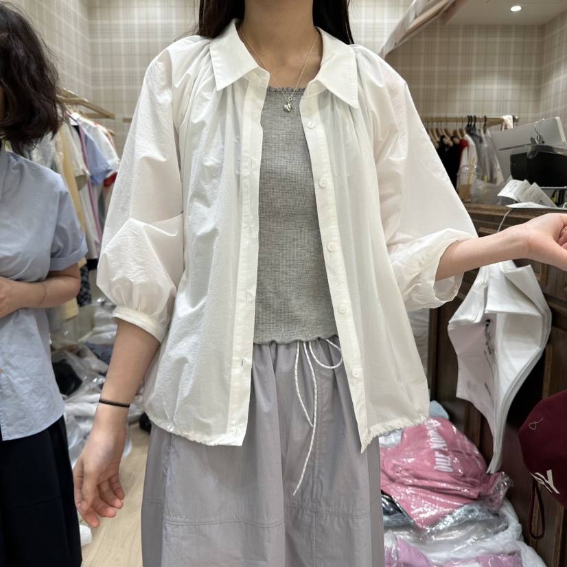 OURMOMENT東大門直郵女裝新品真品人氣熱賣推薦職業襯衫蕾絲衫OURMOMENT襯衫/蕾絲衫