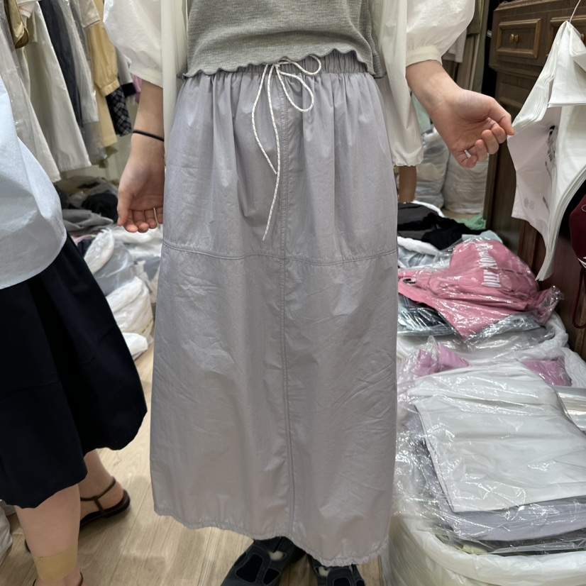 OURMOMENT東大門直郵女裝新款25春夏真品人氣時尚推薦職業長裙OURMOMENT長裙