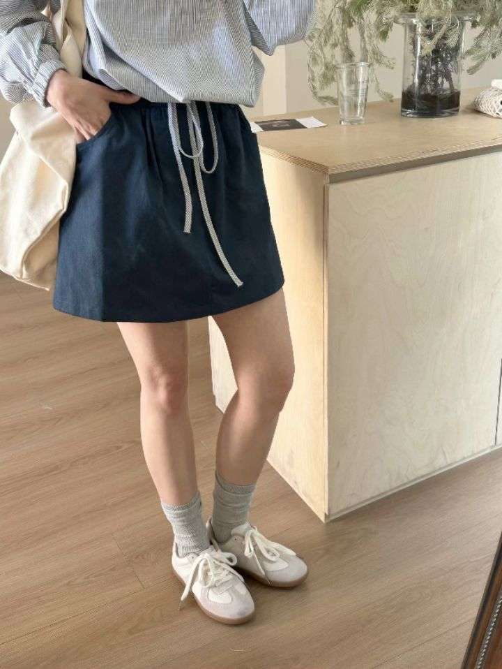 STAY HERE東大門直郵女士新品25春夏時尚熱賣推薦人氣短裙STAY HERE短裙