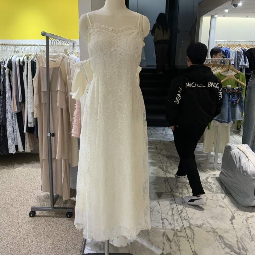 LE MASTERPLACE東大門直郵女士新品推薦25春夏職業連衣裙刺繡Le masterpiece連衣裙