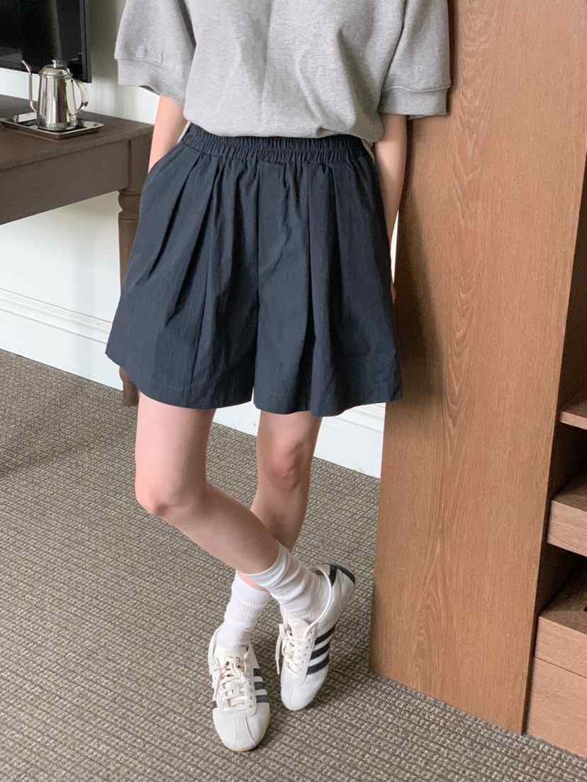 PLANTS ON GRAY韓國直郵女裝新品25春夏熱賣休閑職業短褲PLANTS ON GRAY短褲
