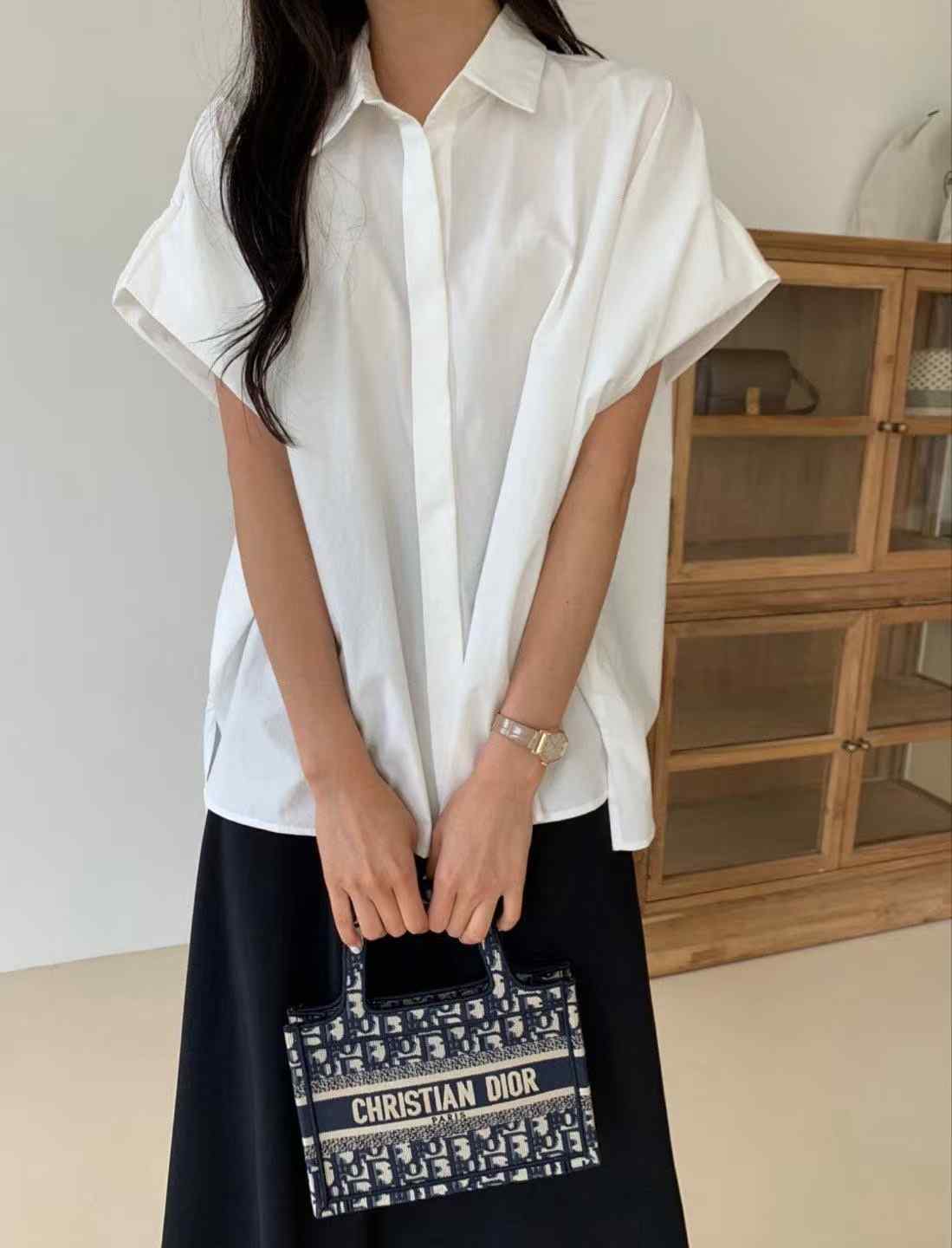 LUCKY ROOM韓國代購女士新品人氣25春夏時尚推薦襯衫蕾絲衫LUCKY ROOM襯衫/蕾絲衫
