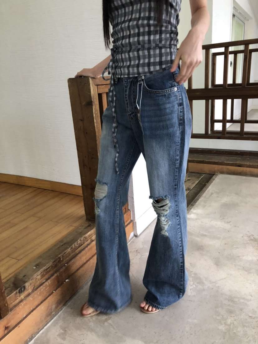 FLASH東大門實拍女裝新款推薦休閑人氣職業熱賣牛仔褲破洞喇叭FLASH牛仔褲