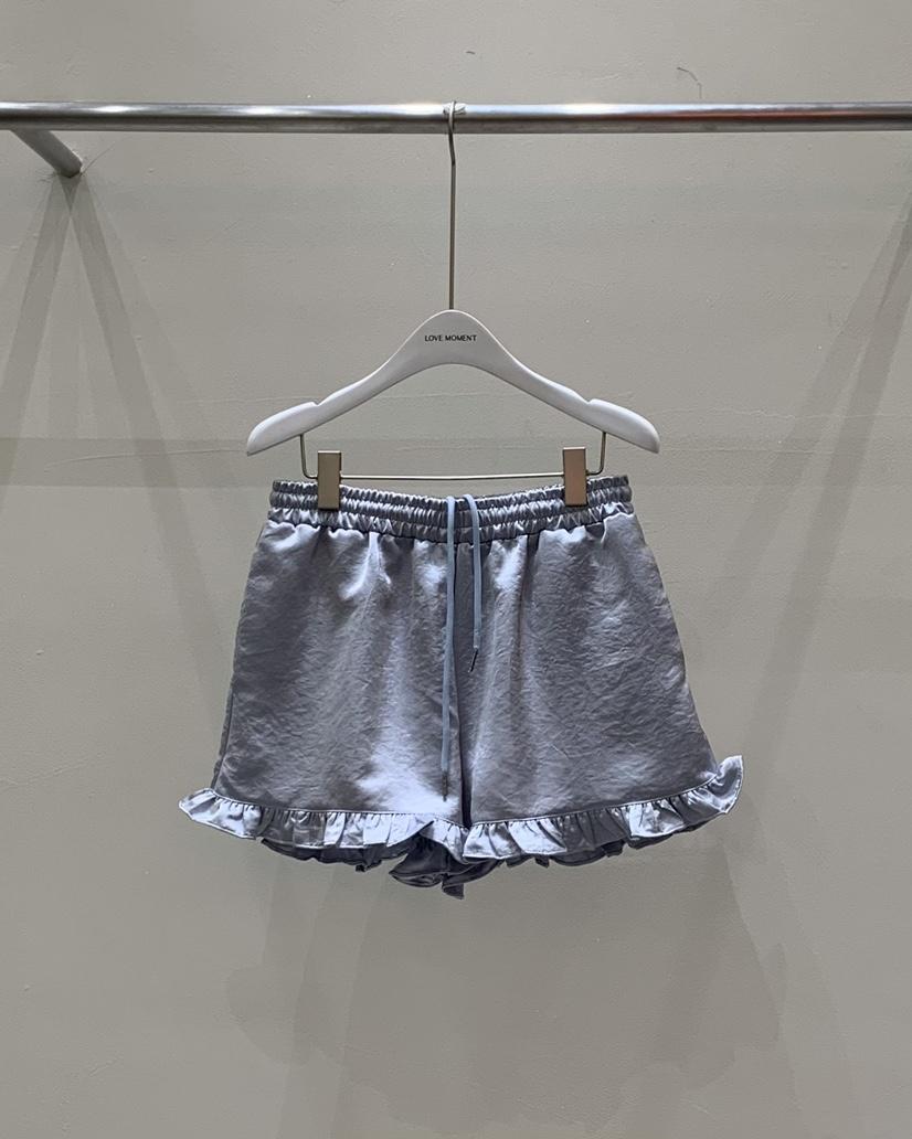 LOVE MOMENT東大門代購女裝新品熱賣休閑真品短褲荷葉邊緞面LOVE MOMENT短褲