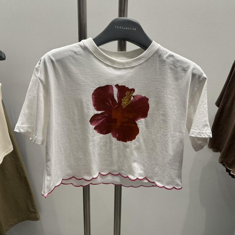 TARABY MOTION韓國直郵㊣東大門實拍女裝新品人氣熱賣推薦T恤TARABY MOTIONT恤