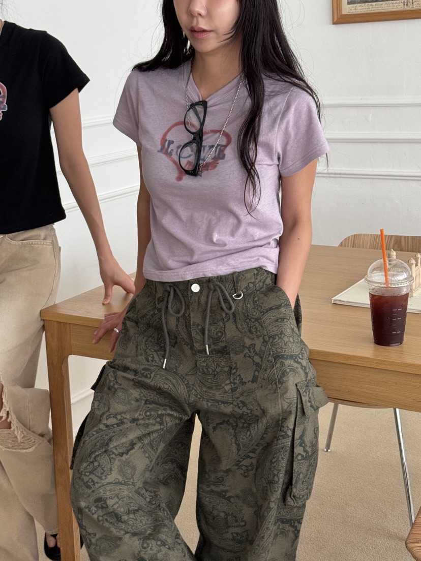 SUNDER MARKET韓國直郵㊣東大門實拍女裝新款熱賣T恤不含內搭SUNDER MARKETT恤