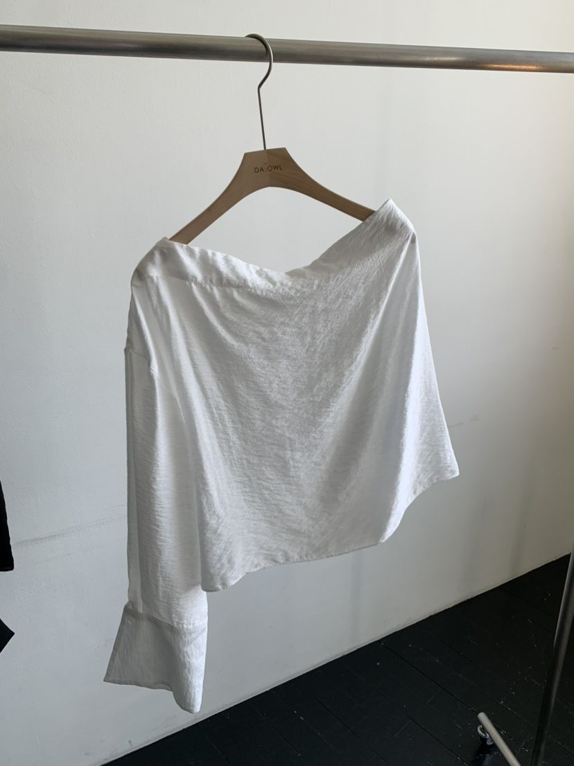 BETONE東大門直郵女裝新品職業時尚熱賣真品25春夏襯衫蕾絲衫BETONE襯衫/蕾絲衫