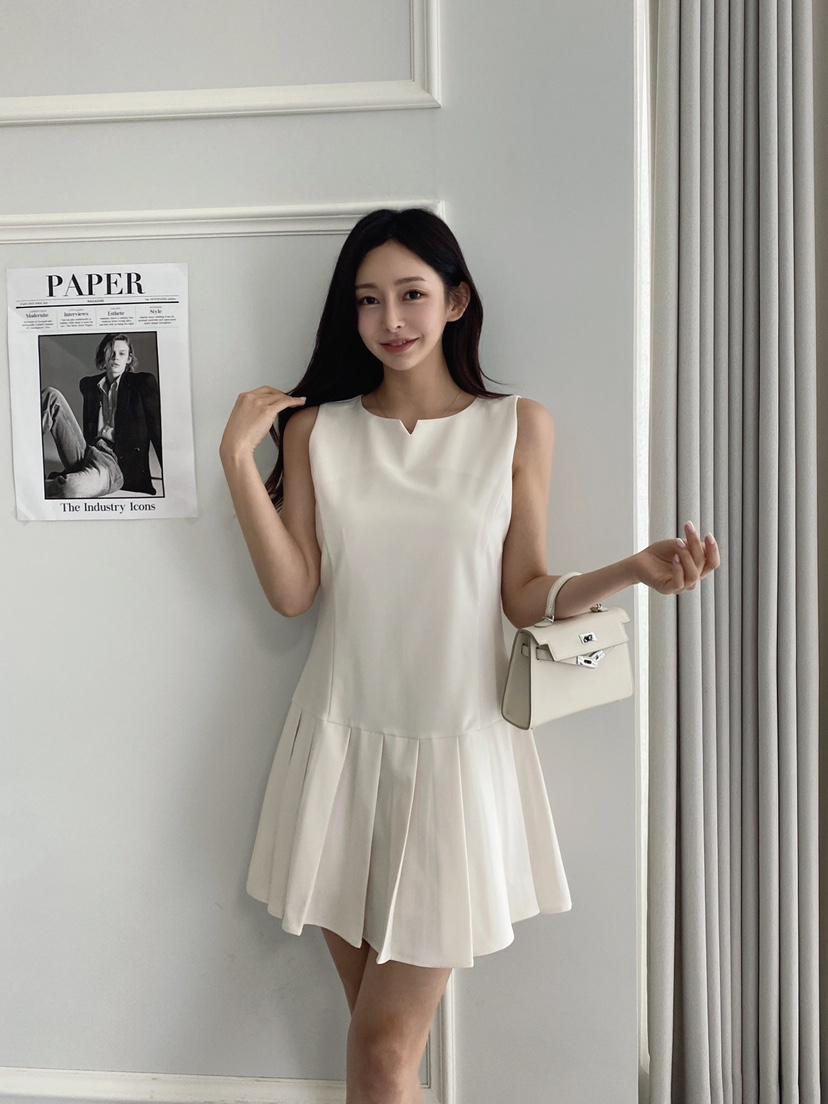 CLOTH韓國直郵㊣女裝新品推薦時尚熱賣休閑25春夏人氣連衣裙CLOTH連衣裙