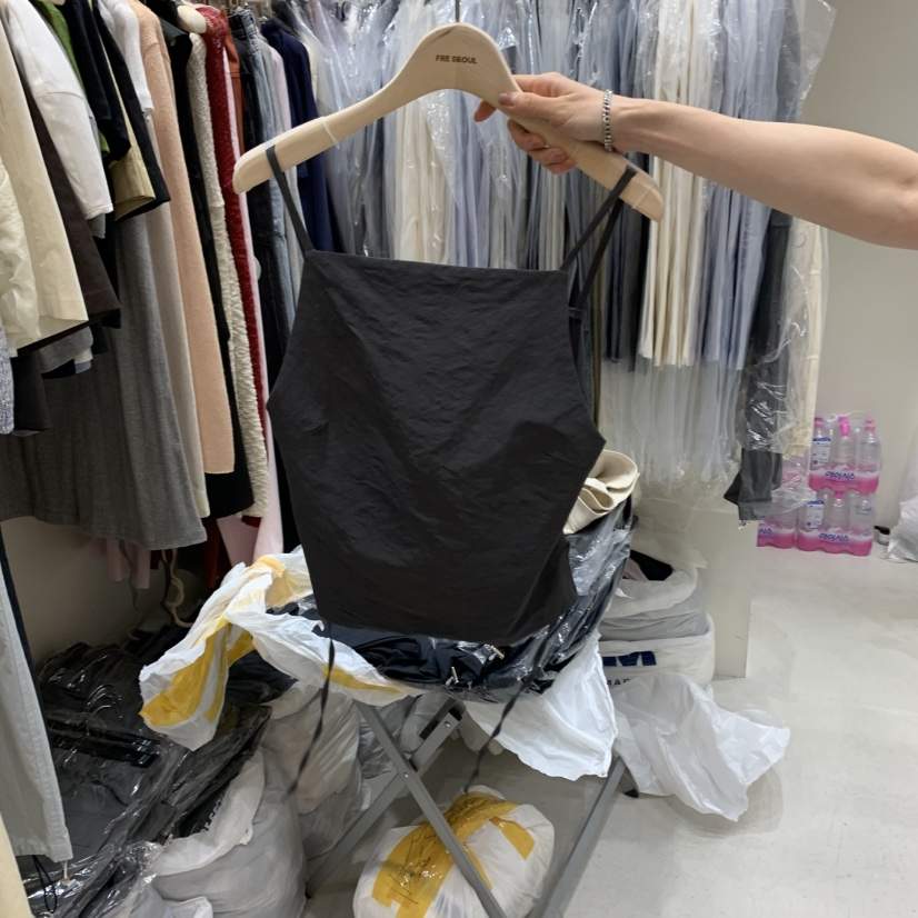 FRE東大門直郵女士新品時尚休閑推薦人氣熱賣真品25春夏吊帶背心FRE吊帶/背心