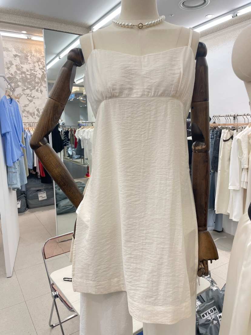 NYLON東大門實拍女士新品熱賣時尚人氣休閑25春夏連衣裙絲綢NYLON連衣裙