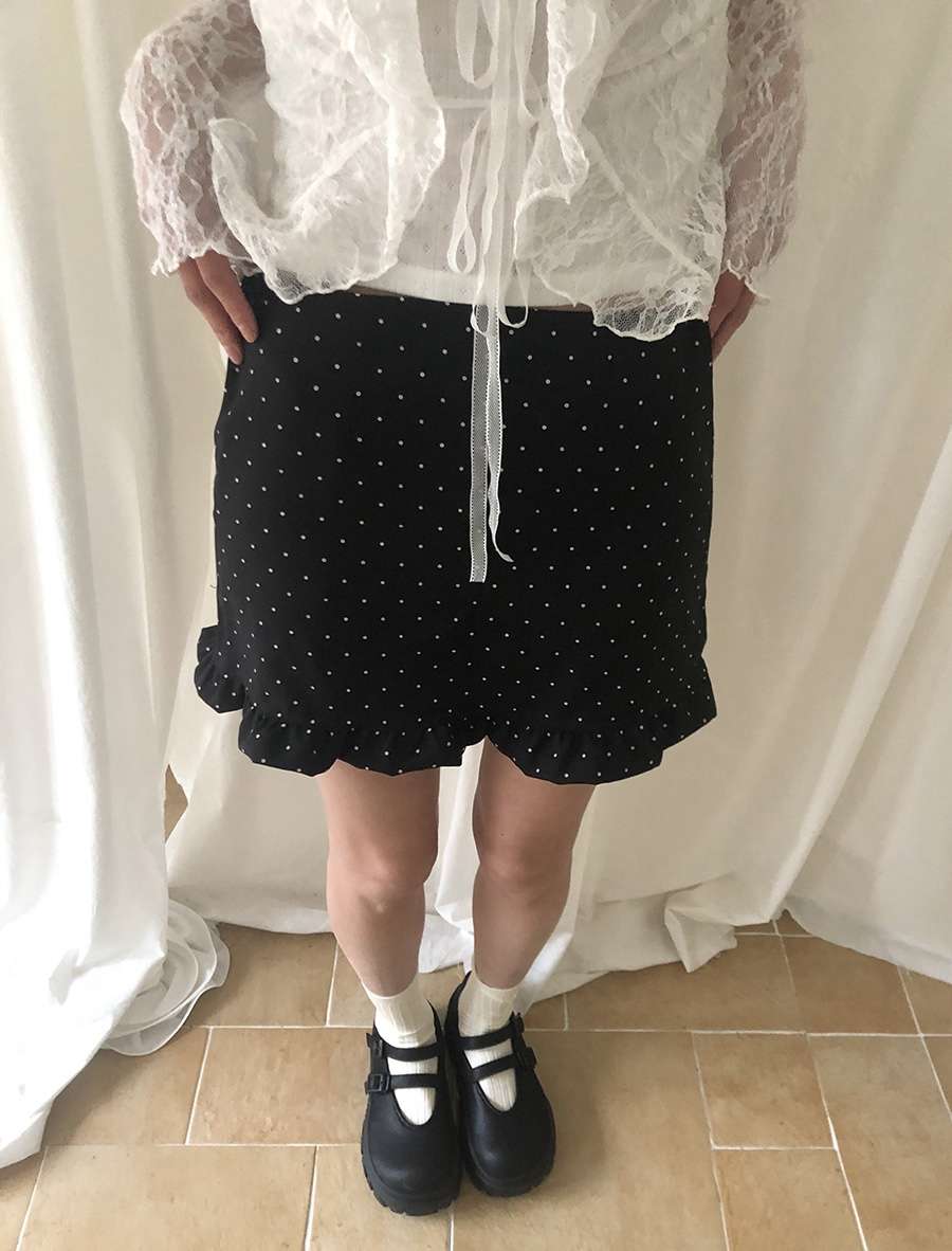 I I韓國直郵㊣女裝新品熱賣時尚25春夏人氣推薦短裙荷葉邊ITSSONG短裙